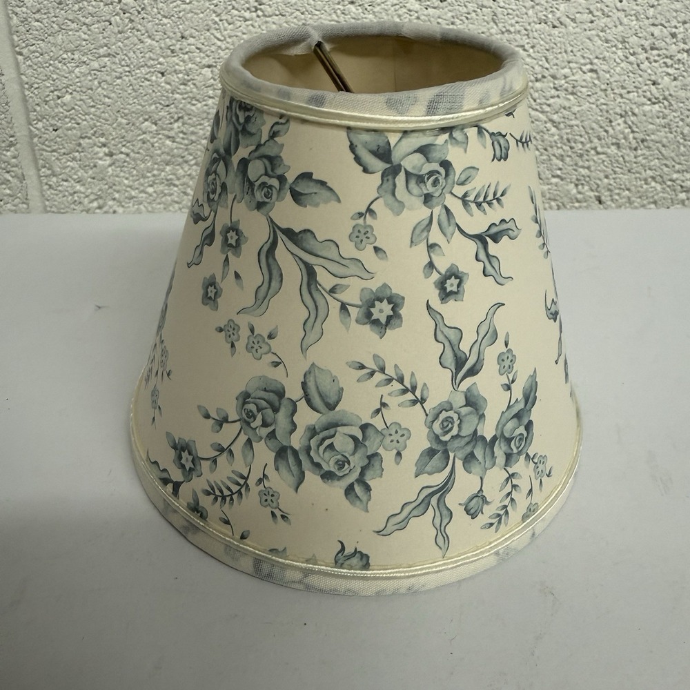 Small Blue And White Floral Lamp Shade‎ Cottage Core Style 4"x2.5"